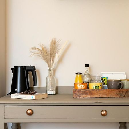 Morleys Rooms - Located In The Heart Of Hurstpierpoint By Huluki Sussex Stays エクステリア 写真