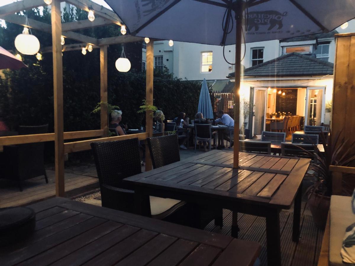 Morleys Rooms - Located In The Heart Of Hurstpierpoint By Huluki Sussex Stays エクステリア 写真