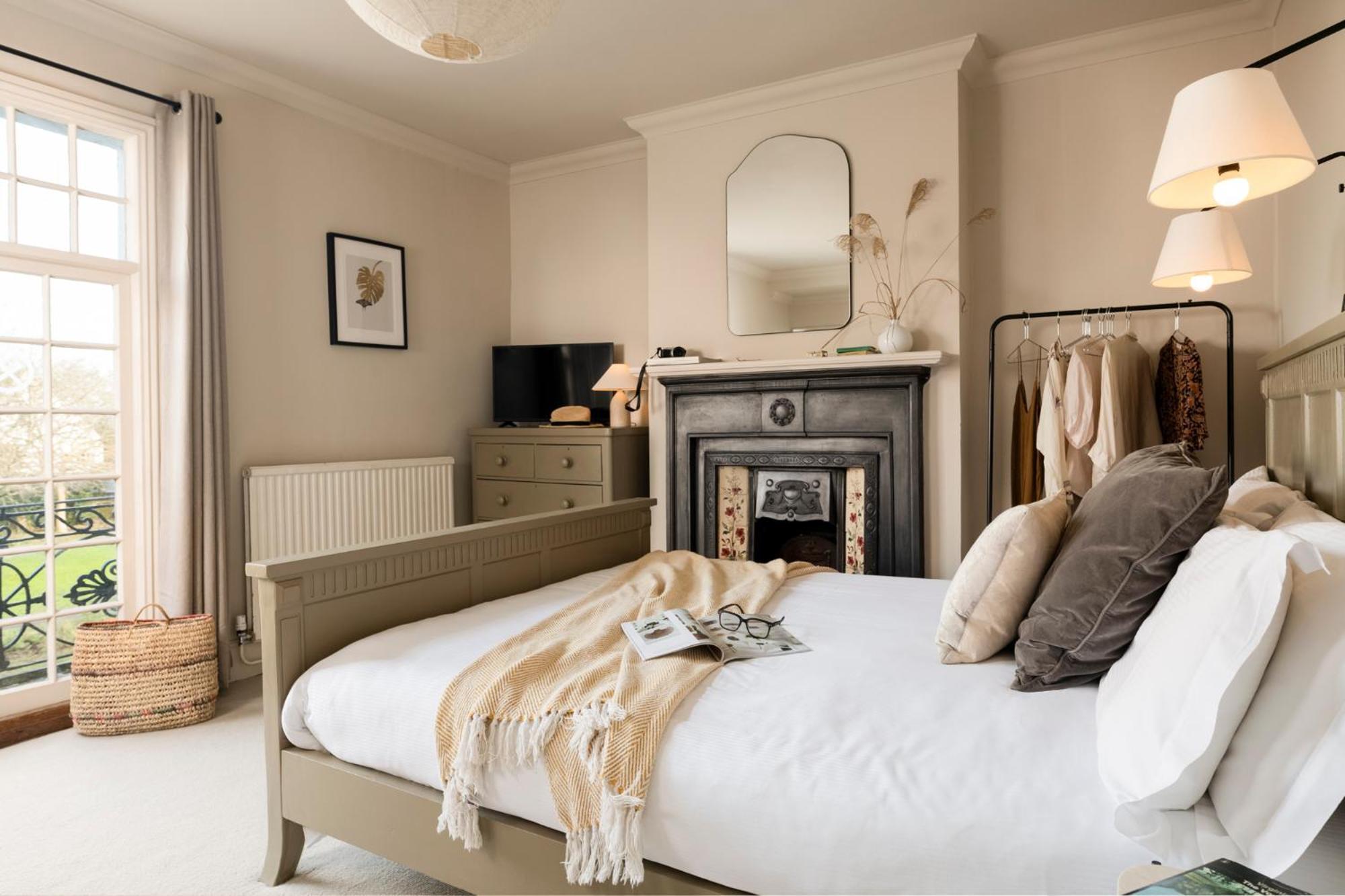 Morleys Rooms - Located In The Heart Of Hurstpierpoint By Huluki Sussex Stays エクステリア 写真