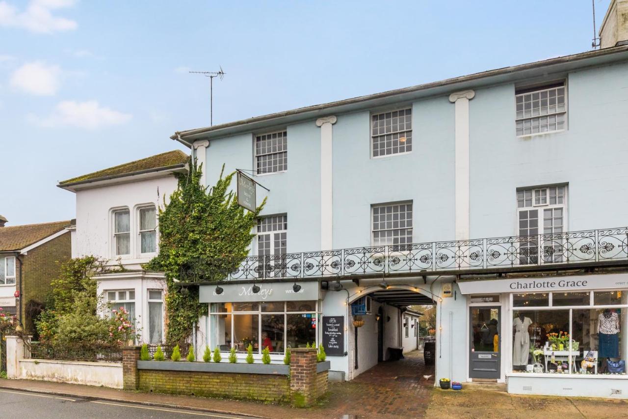 Morleys Rooms - Located In The Heart Of Hurstpierpoint By Huluki Sussex Stays エクステリア 写真