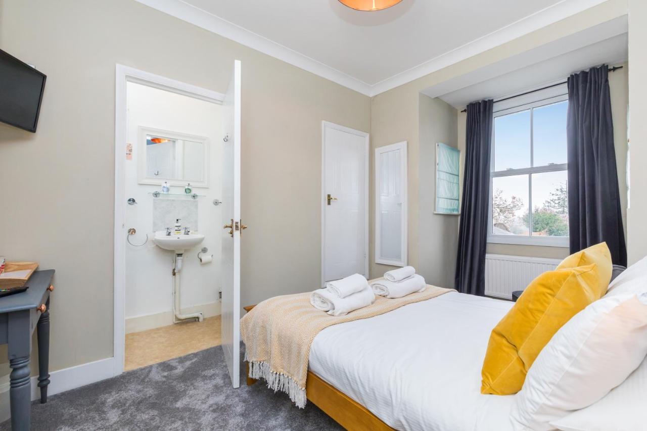 Morleys Rooms - Located In The Heart Of Hurstpierpoint By Huluki Sussex Stays エクステリア 写真